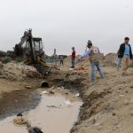 OEFA inicia el retiro de tuberías clandestinas que realizaban vertimientos de efluentes industriales en la bahía del Callao